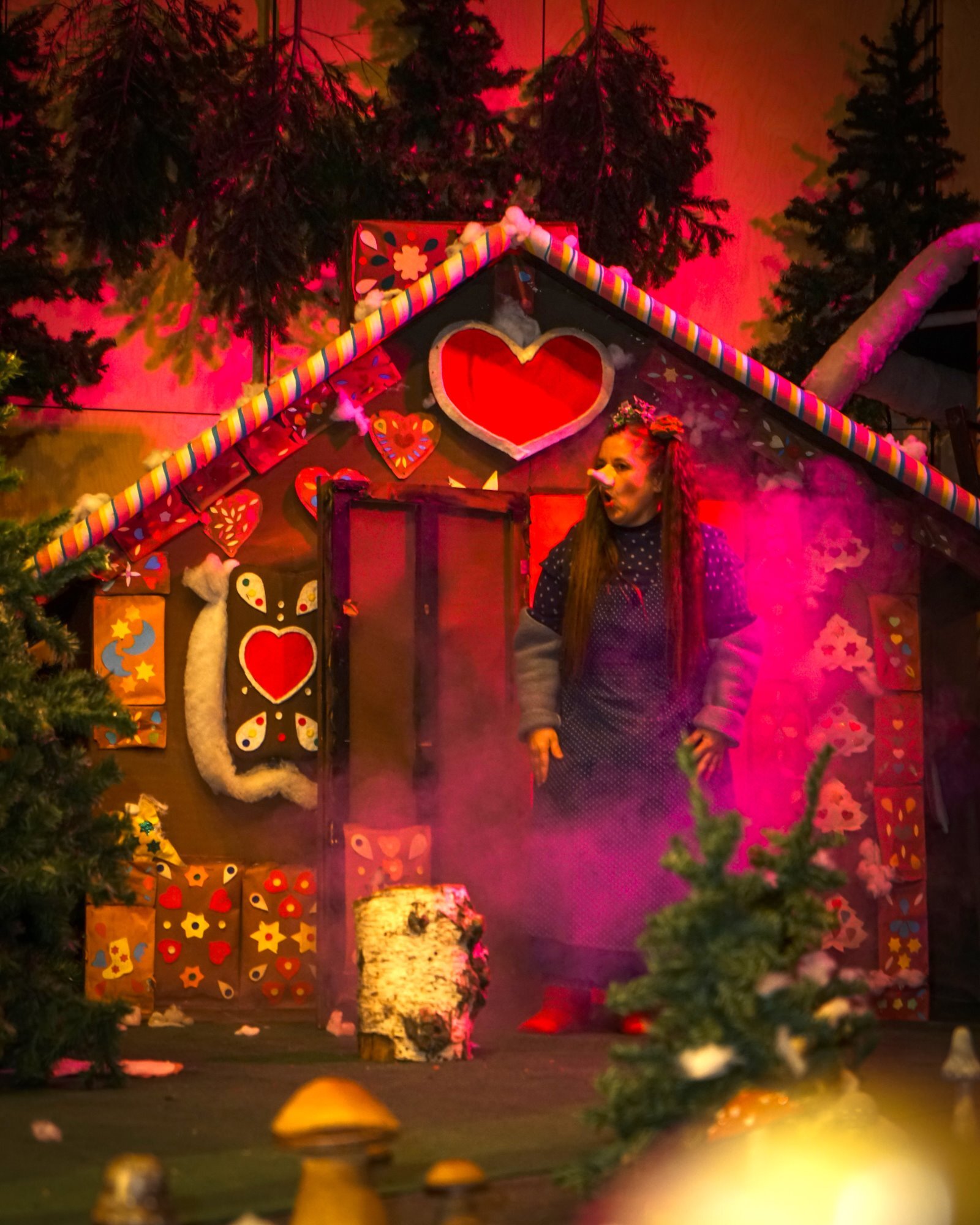 Morgen kommt der Weihnachtsmann Morgen kommt der Weihnachtsmann - Aufführungsbild